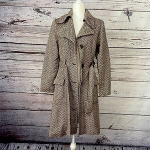 Last Kiss Size Large Brown and Cream